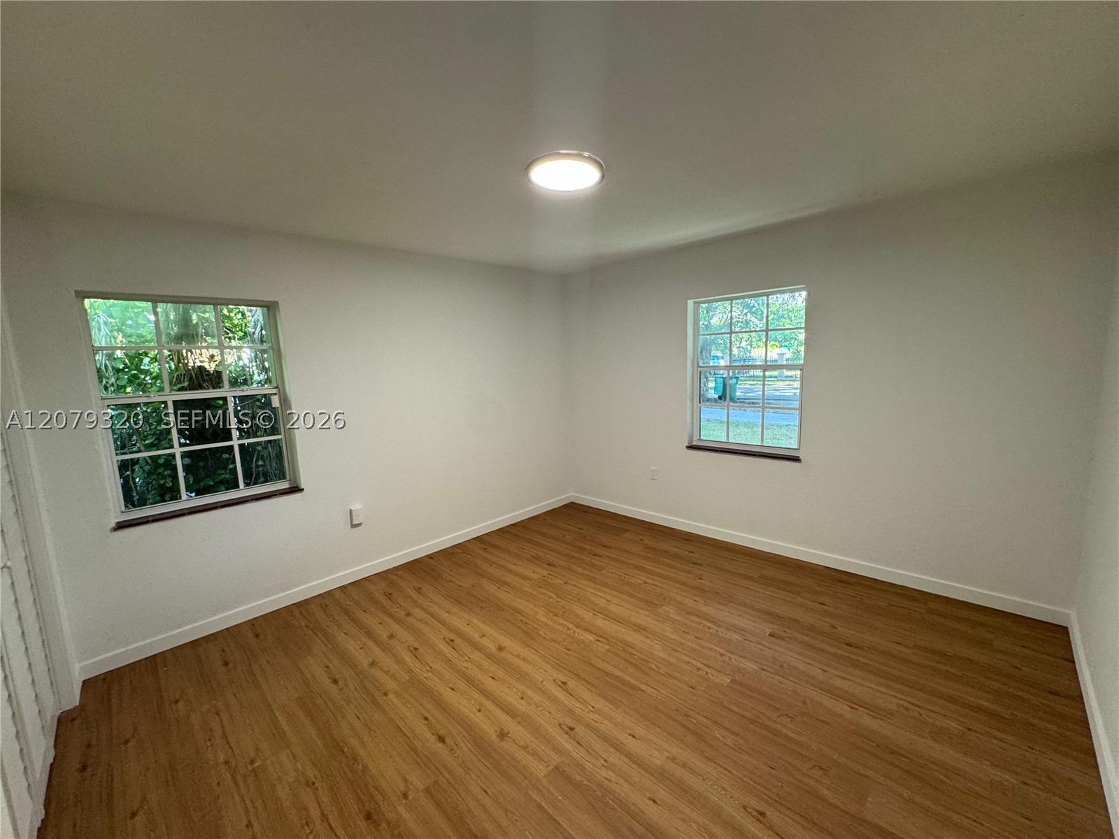 5765 SW 48th St, Miami FL 33155
