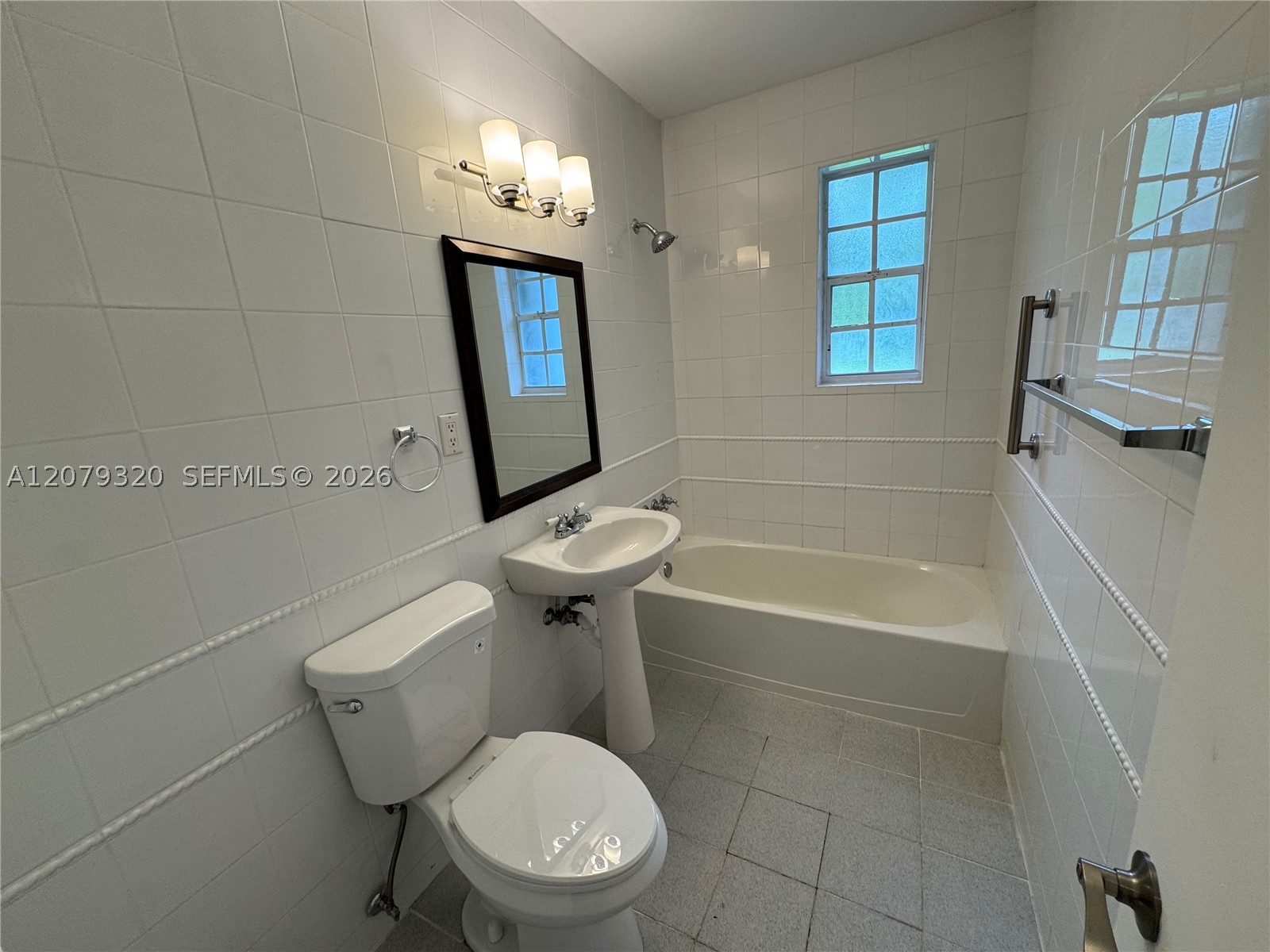 5765 SW 48th St, Miami FL 33155