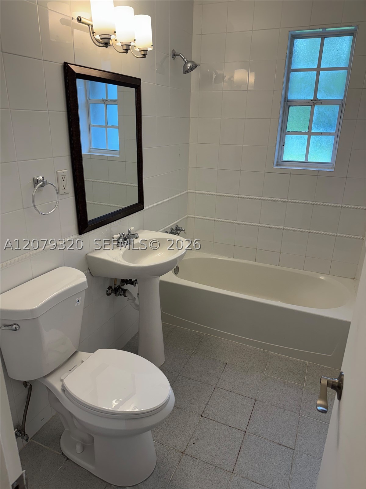 5765 SW 48th St, Miami FL 33155