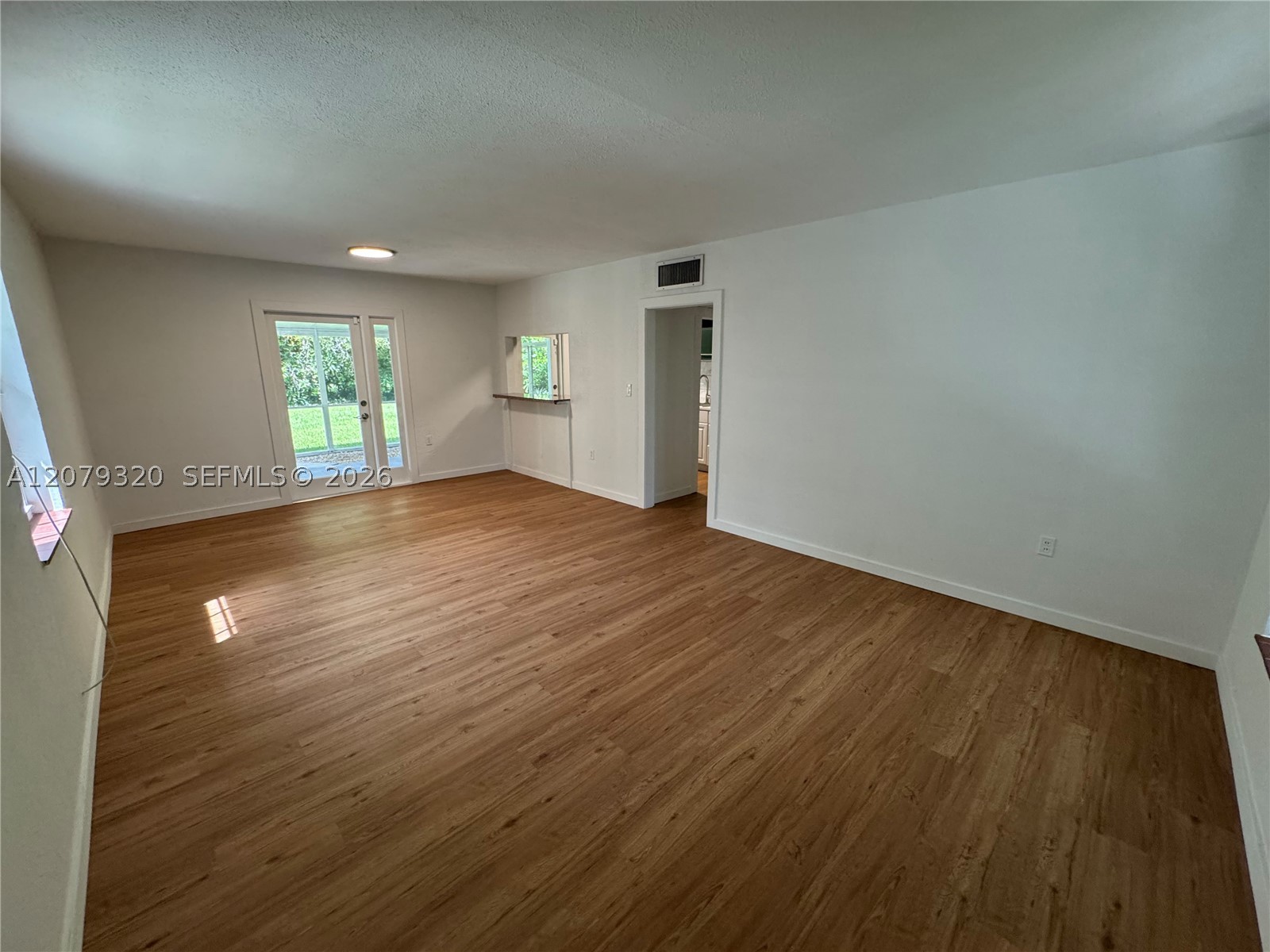 5765 SW 48th St, Miami FL 33155