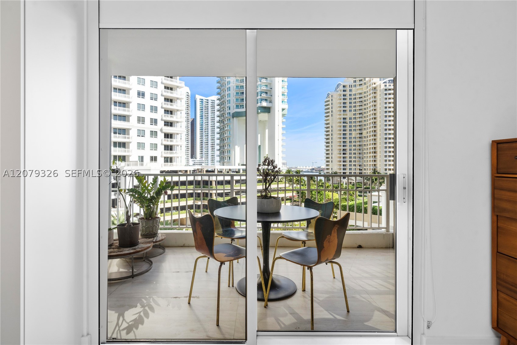 701 Brickell Key Blvd #707, Miami FL 33131