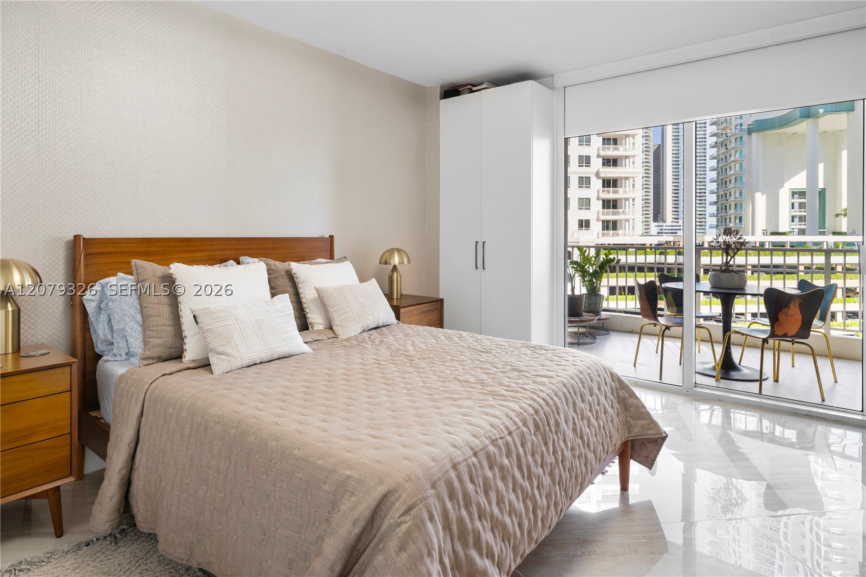 701 Brickell Key Blvd #707, Miami FL 33131