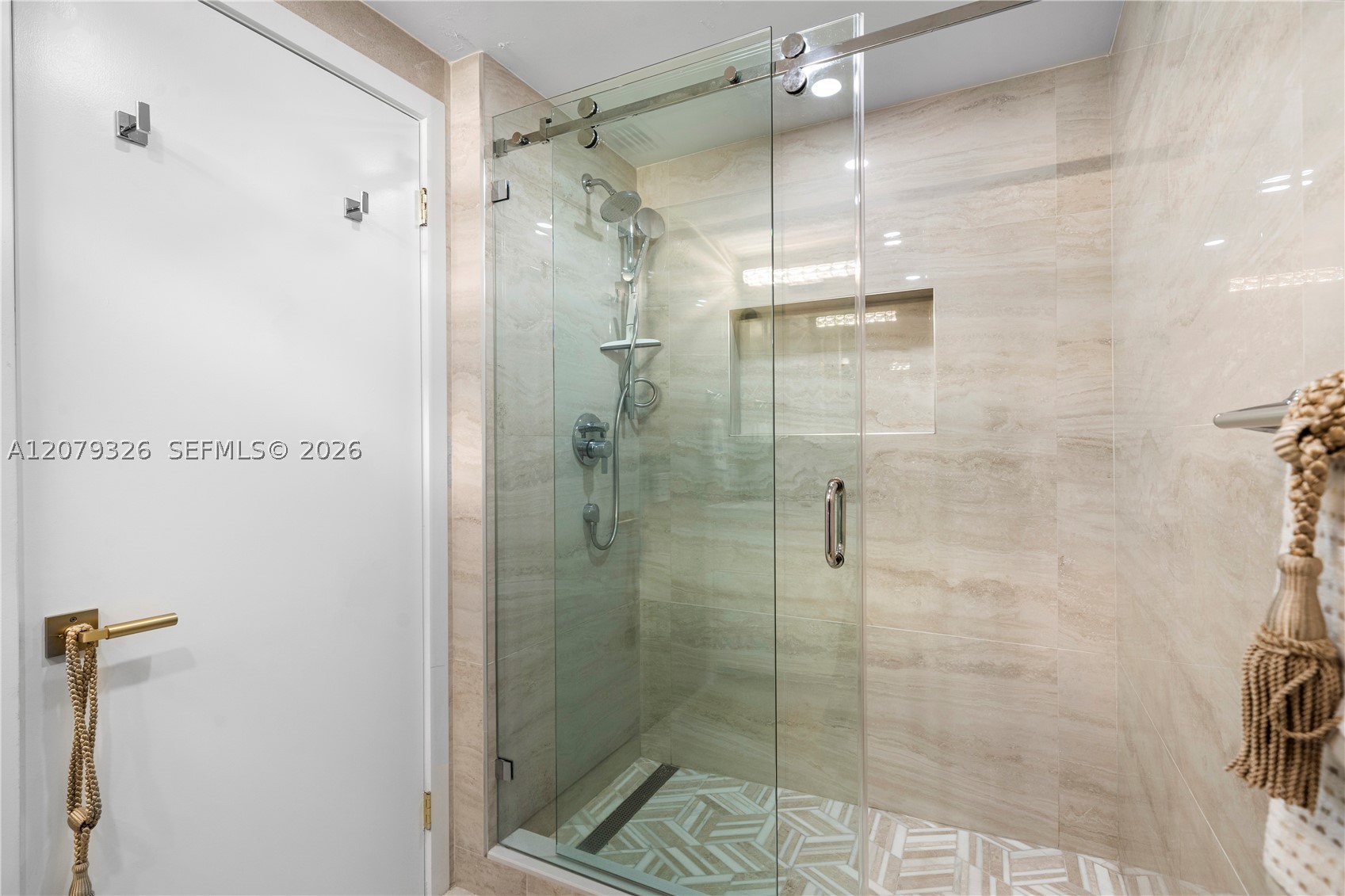 701 Brickell Key Blvd #707, Miami FL 33131