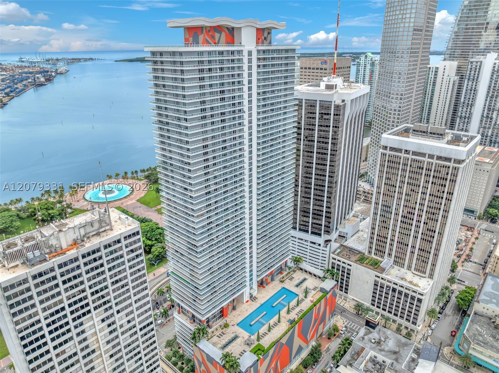 Miami FL 33132 - A12079331