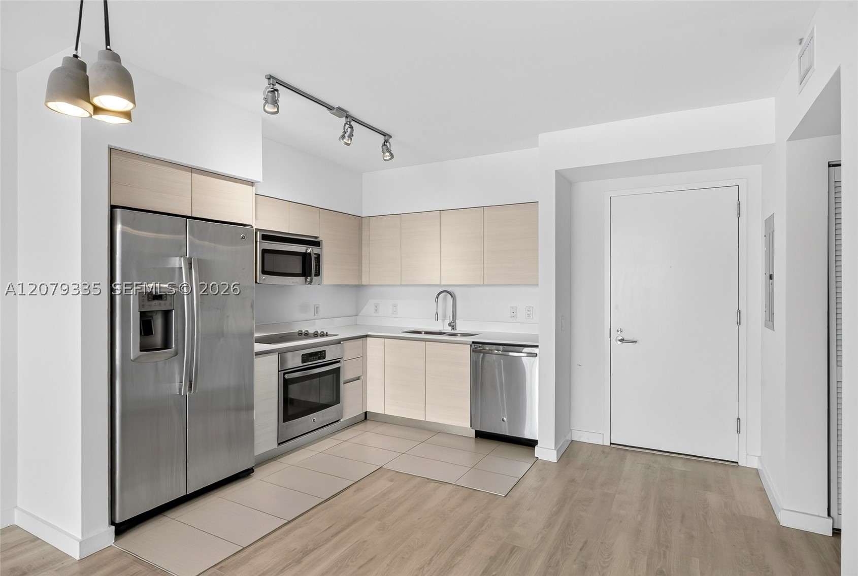 4250 Biscayne Blvd #805, Miami FL 33137