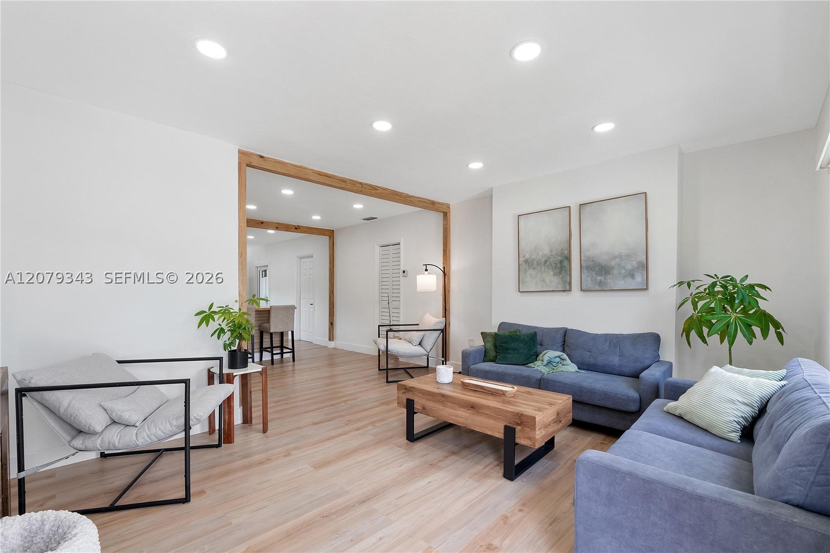 944 NW 47th St, Miami FL 33127