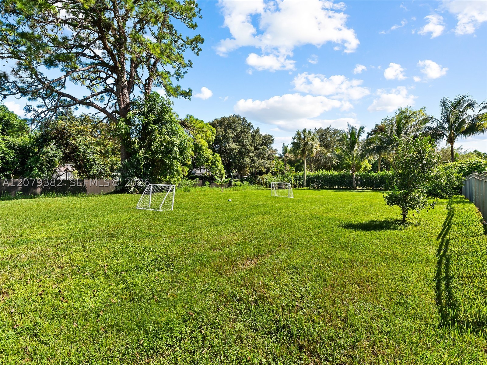 6114 NW 74th Ter, Parkland FL 33067