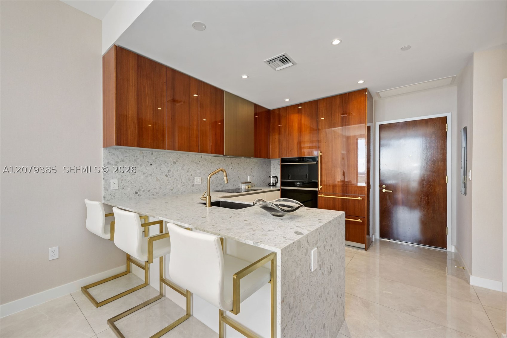 2678 Tigertail Ave #1705, Miami FL 33133