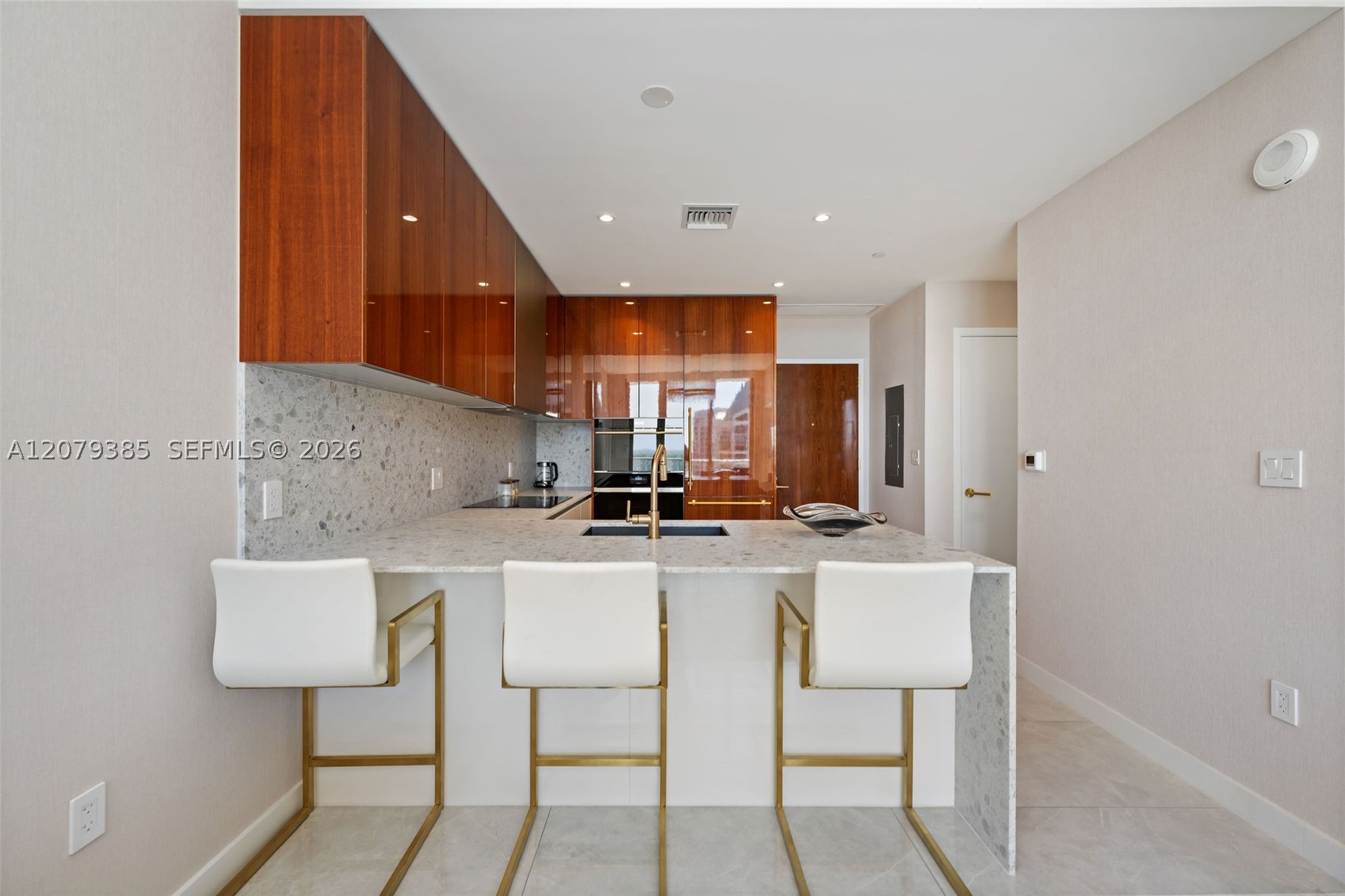 2678 Tigertail Ave #1705, Miami FL 33133