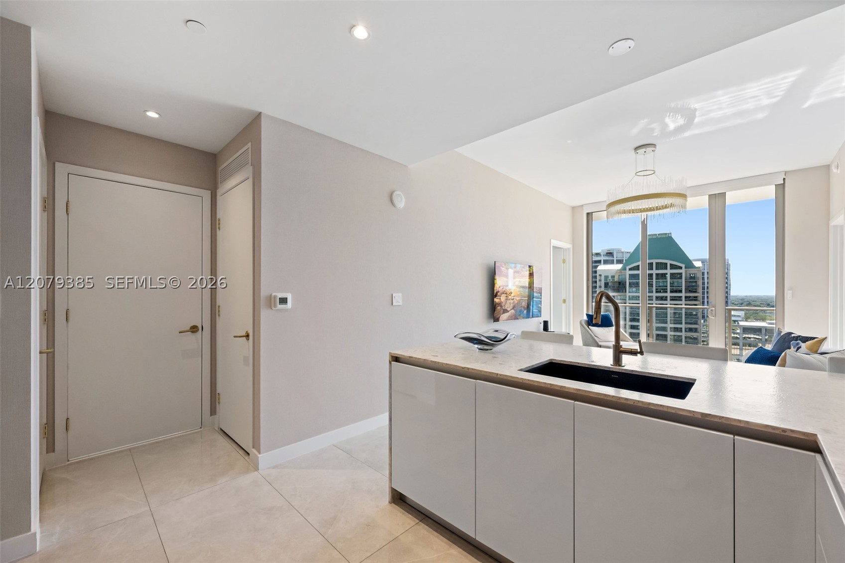 2678 Tigertail Ave #1705, Miami FL 33133