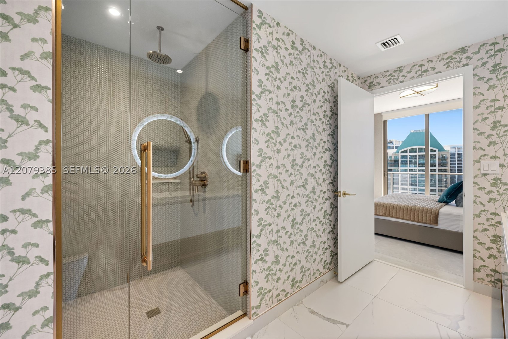 2678 Tigertail Ave #1705, Miami FL 33133
