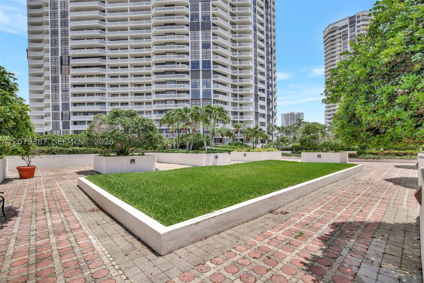 1000 Island Blvd #1510, Aventura FL 33160