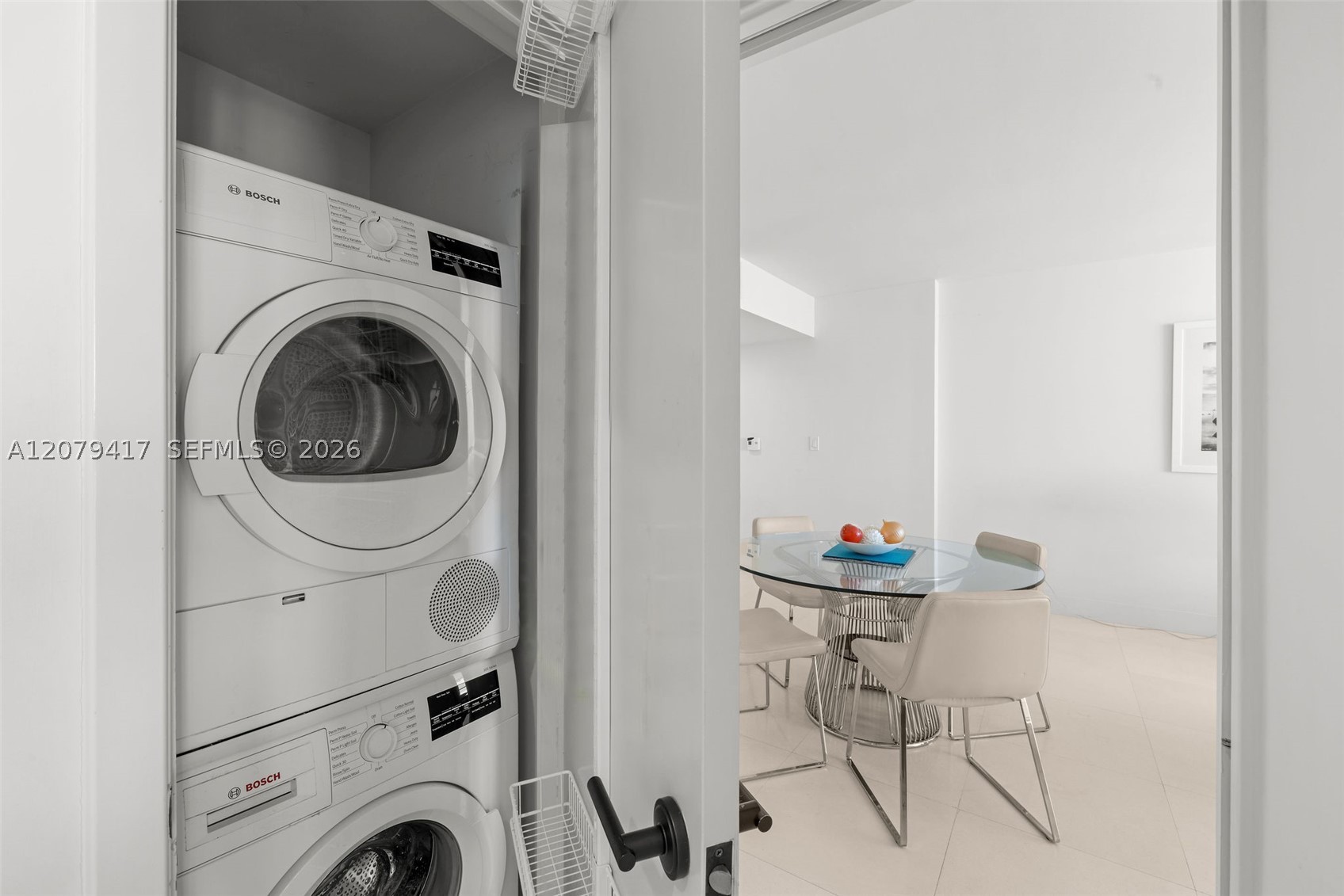6801 Collins Ave #1401, Miami Beach FL 33141