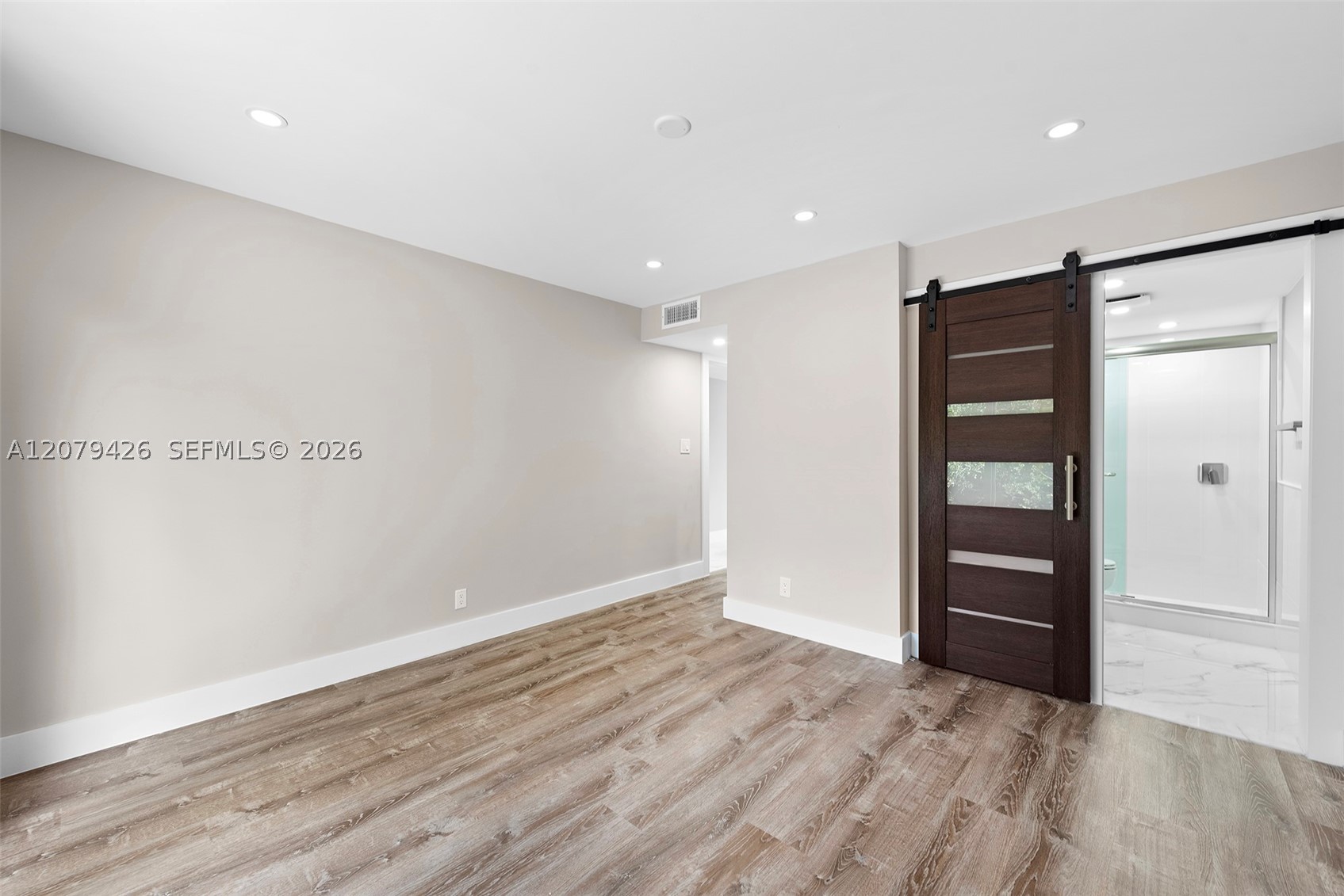 1400 NE 54th St #107, Fort Lauderdale FL 33334