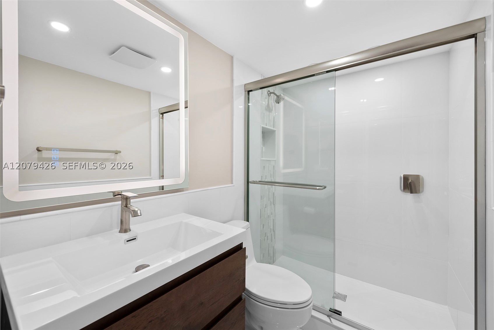 1400 NE 54th St #107, Fort Lauderdale FL 33334