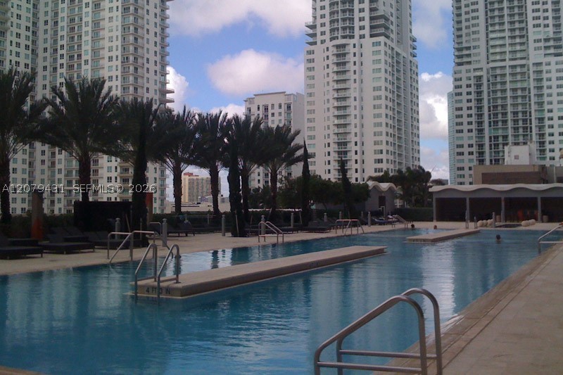 50 Biscayne Blvd #707, Miami FL 33132