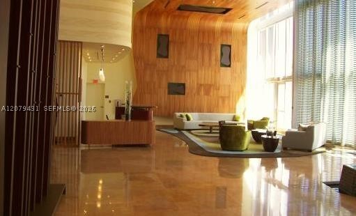 50 Biscayne Blvd #707, Miami FL 33132