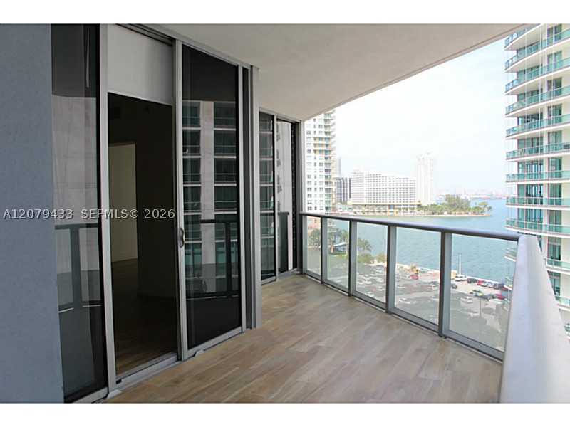 1300 Brickell Bay Dr #1008, Miami FL 33131