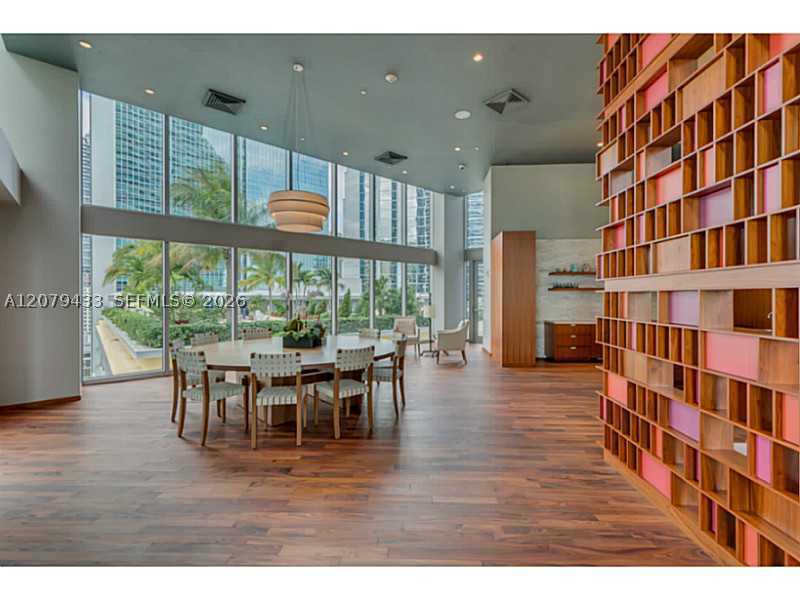 1300 Brickell Bay Dr #1008, Miami FL 33131