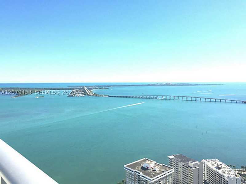 1300 Brickell Bay Dr #1008, Miami FL 33131