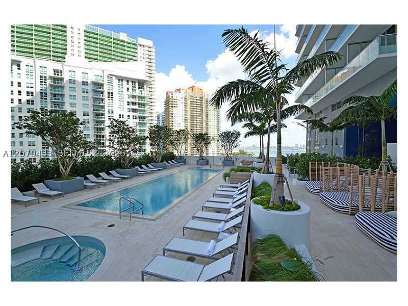 1300 Brickell Bay Dr #1008, Miami FL 33131
