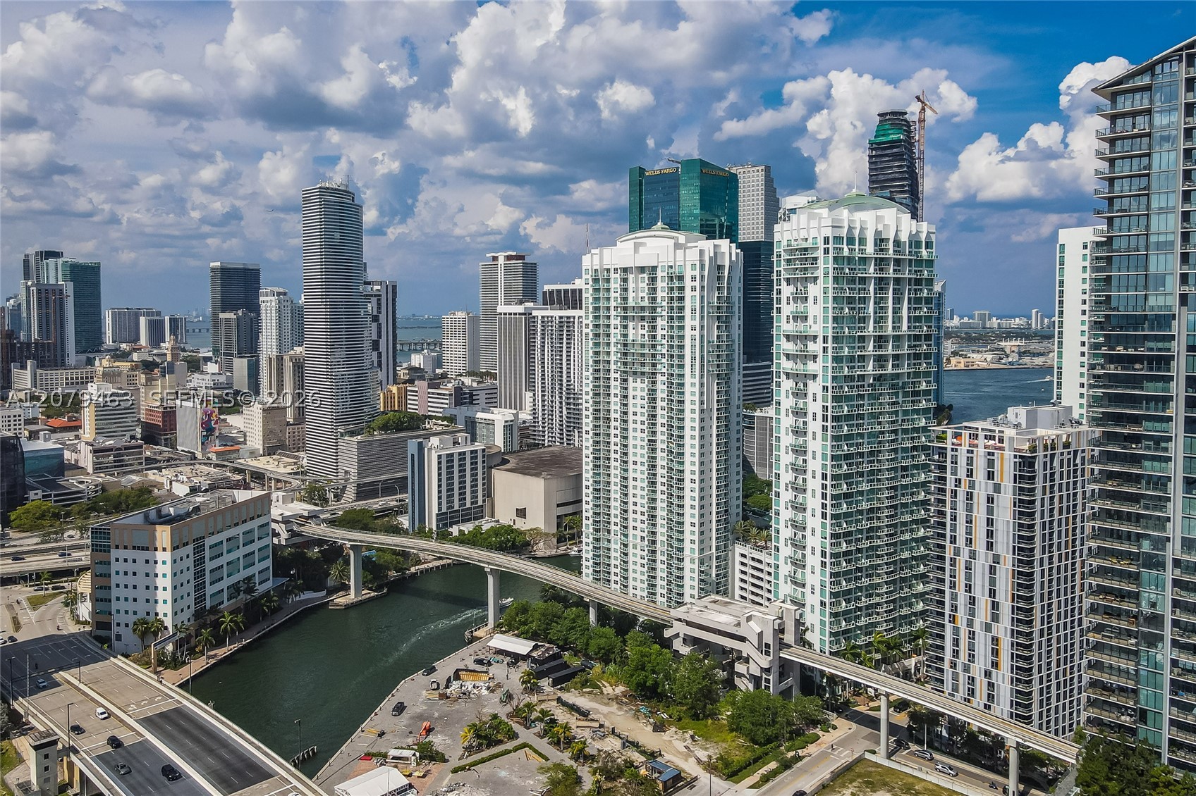 31 SE 6th St #707, Miami FL 33131