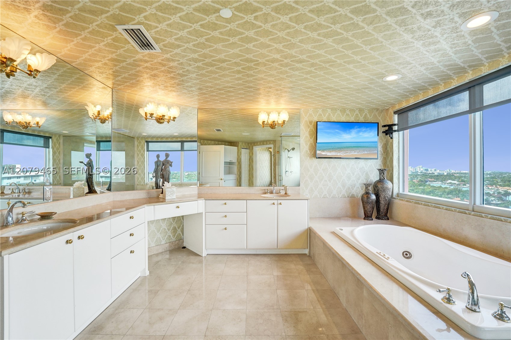 2100 N Ocean Blvd #18B, Fort Lauderdale FL 33305