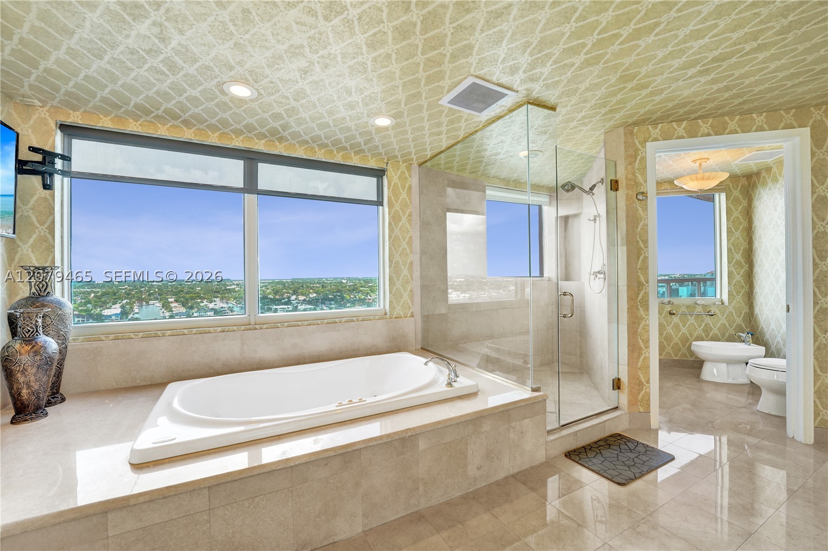 2100 N Ocean Blvd #18B, Fort Lauderdale FL 33305