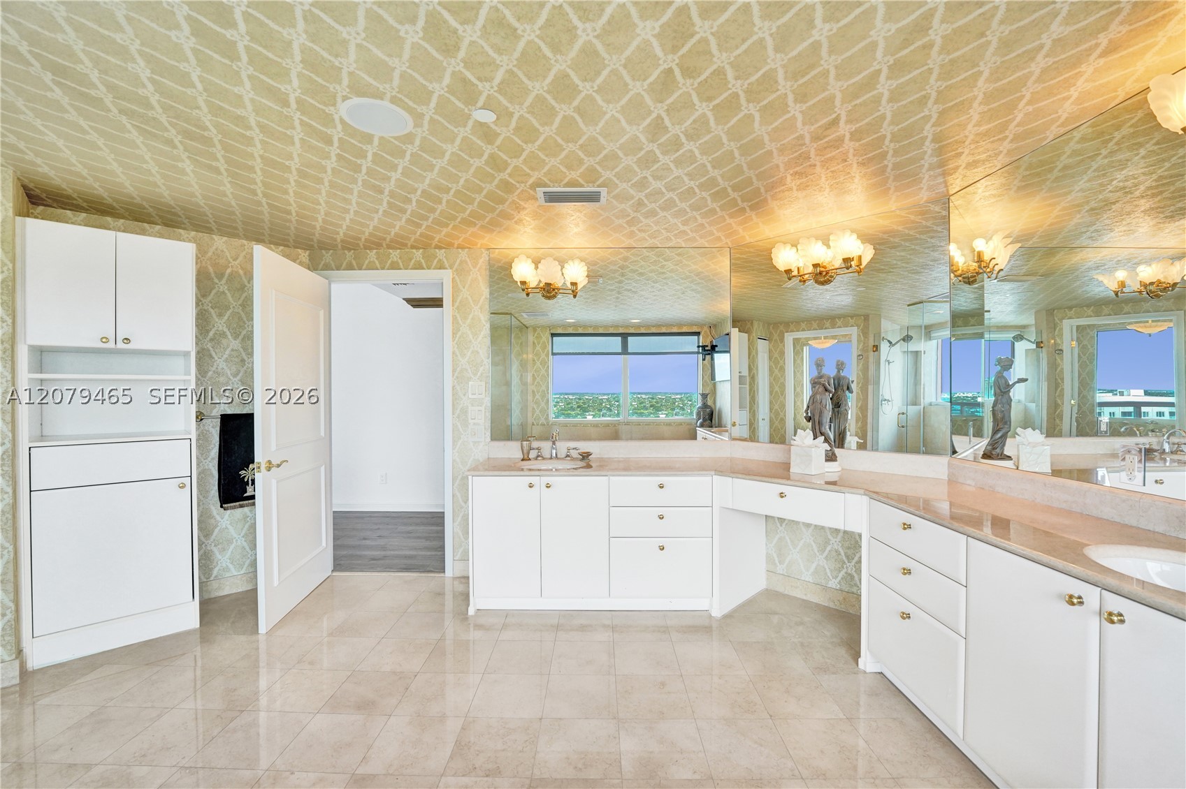 2100 N Ocean Blvd #18B, Fort Lauderdale FL 33305