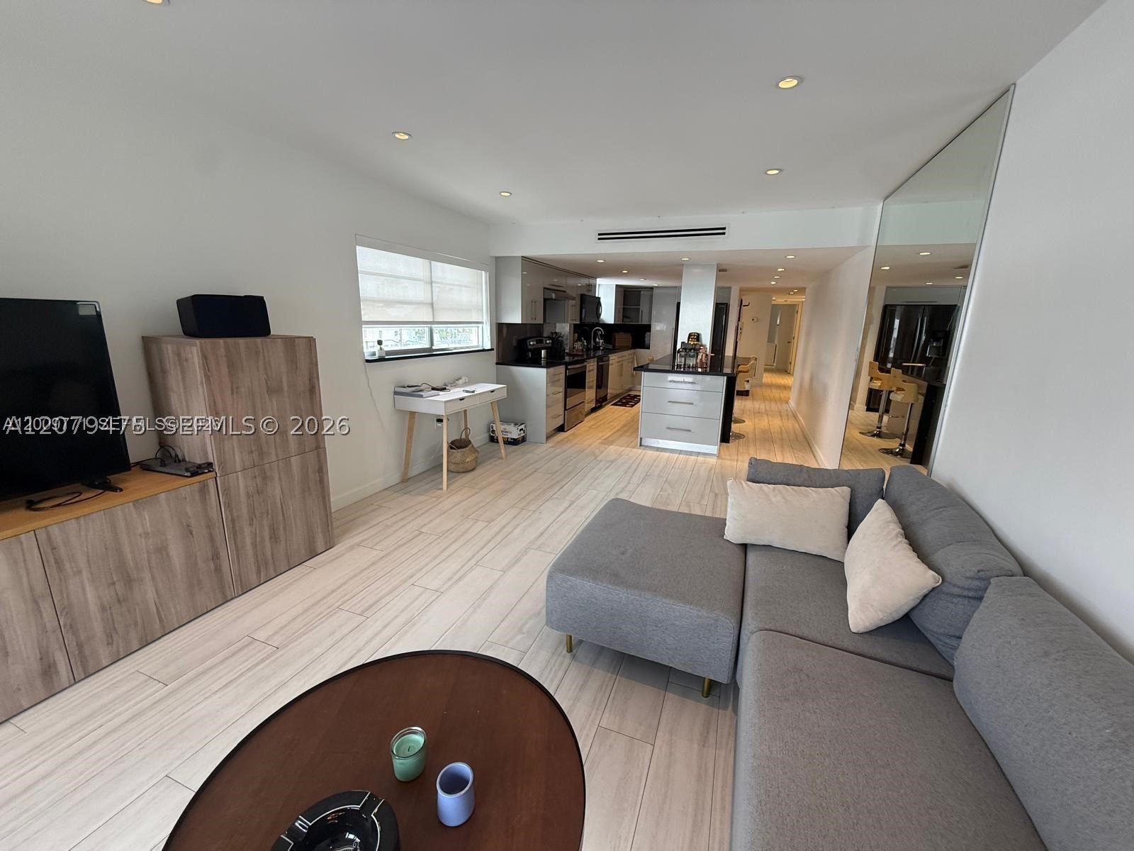 1150 Collins Ave #406, Miami Beach FL 33139