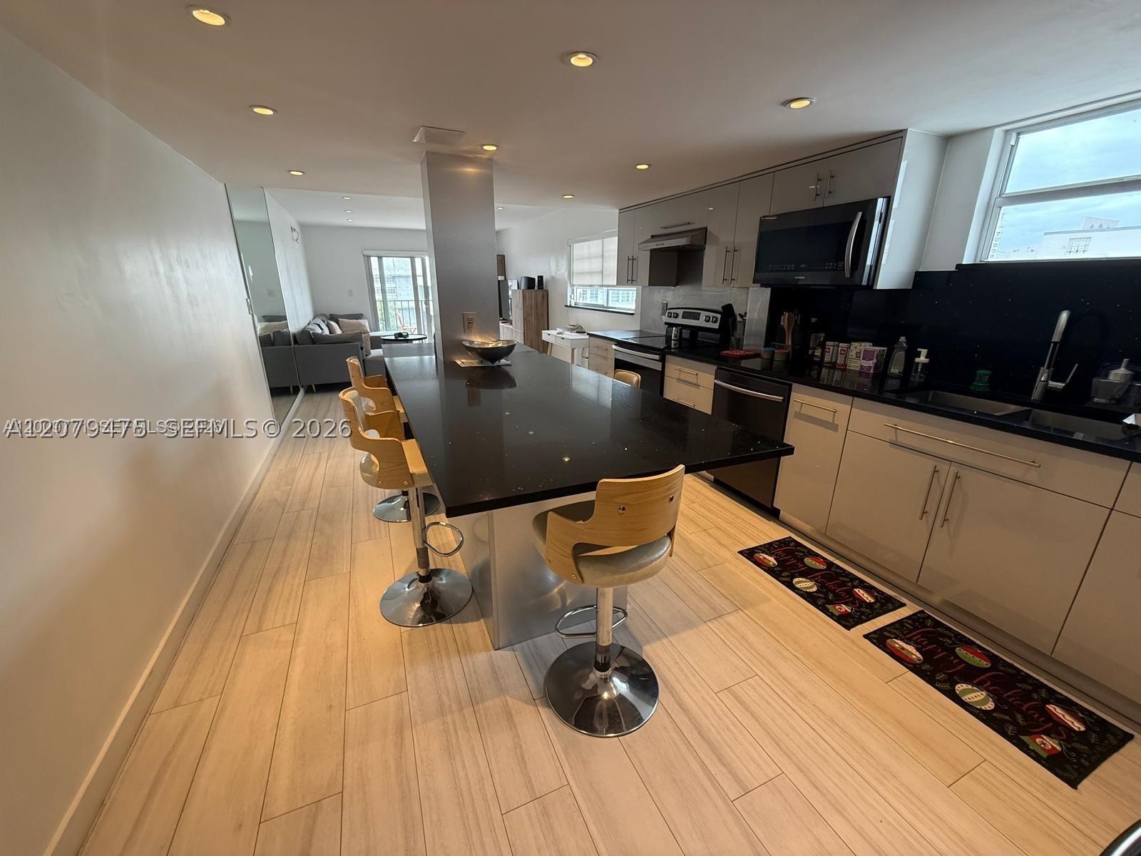 1150 Collins Ave #406, Miami Beach FL 33139
