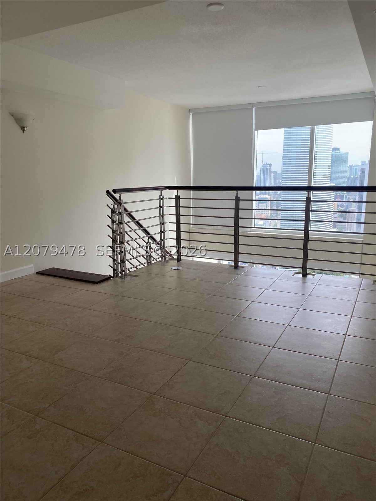 41 SE 5th St #2405, Miami FL 33131