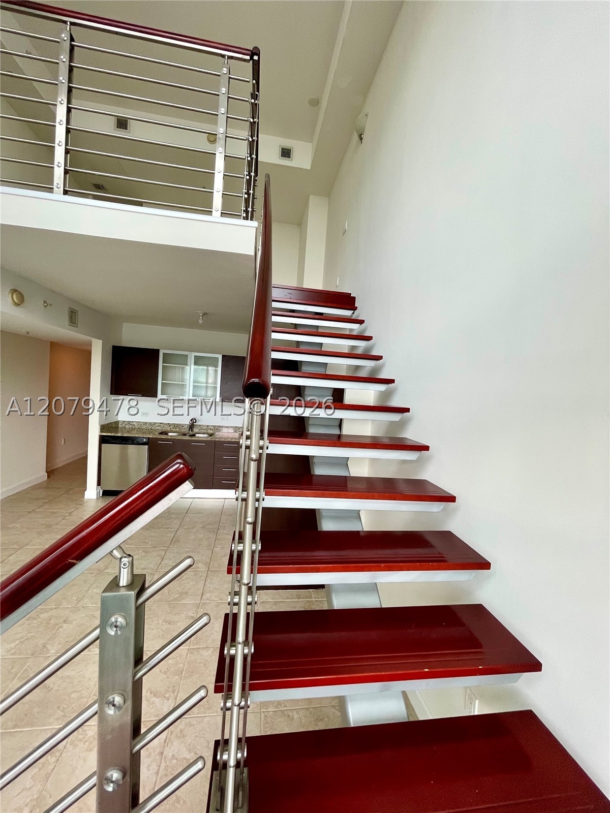 41 SE 5th St #2405, Miami FL 33131
