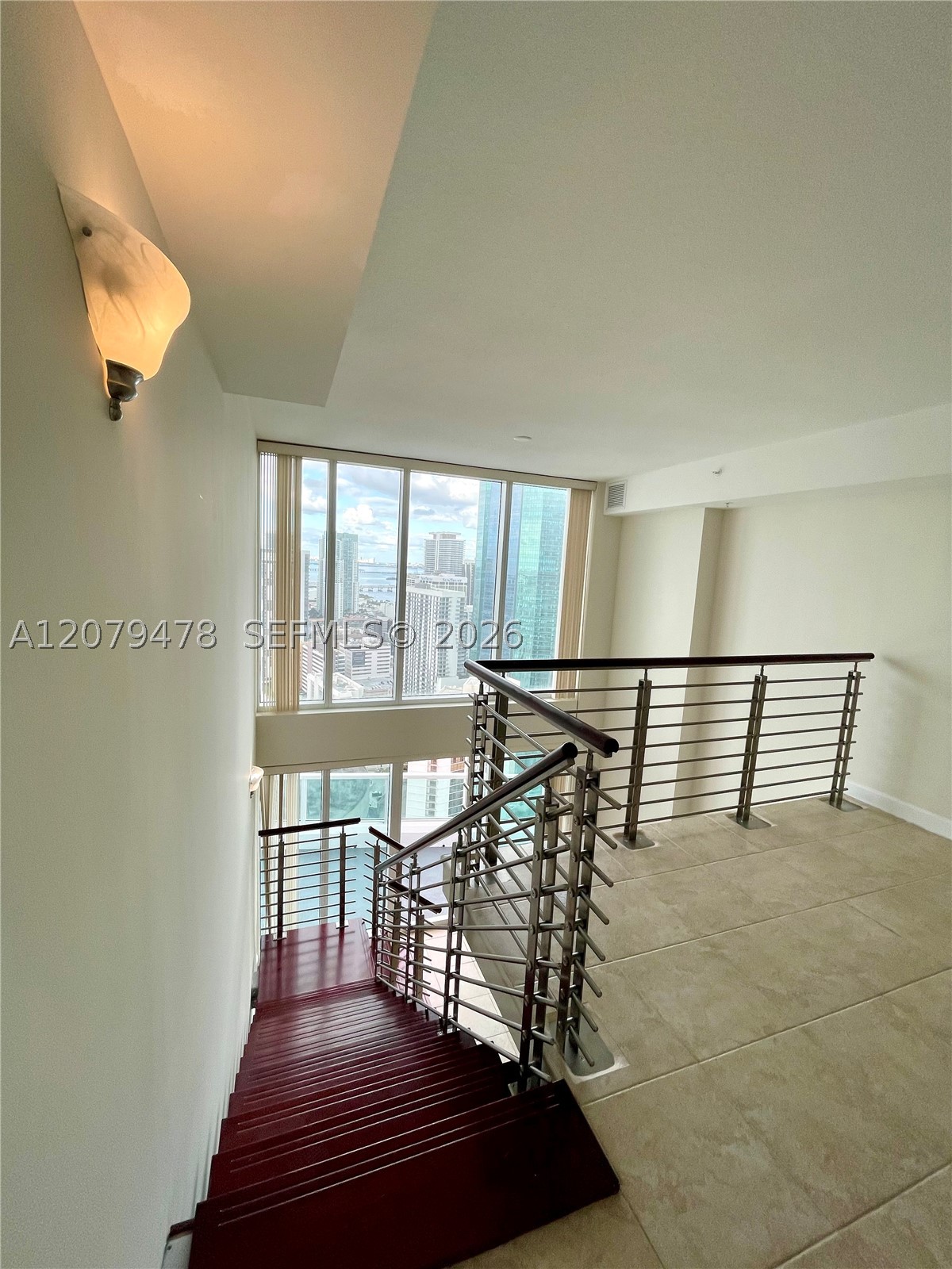 41 SE 5th St #2405, Miami FL 33131