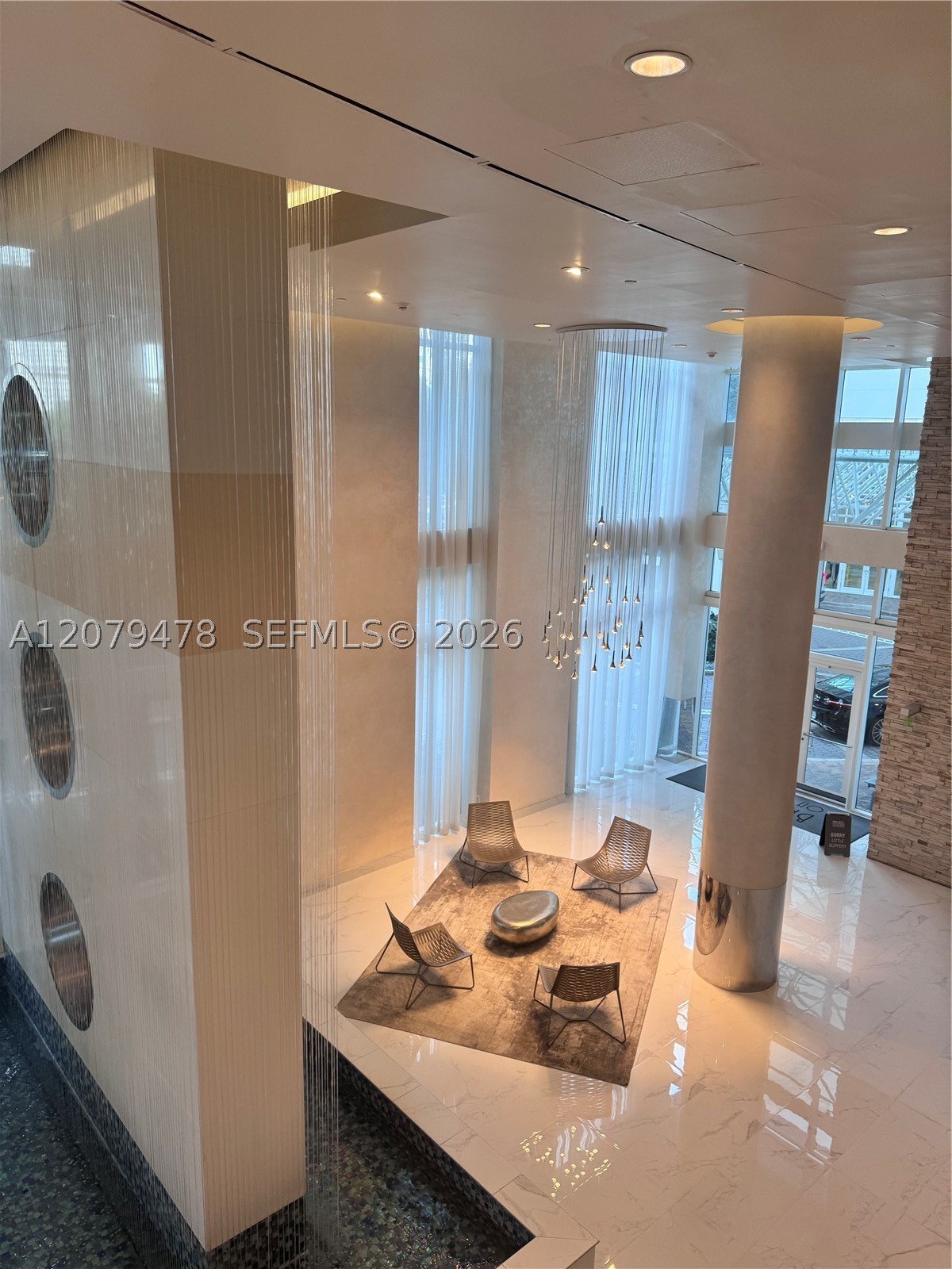 41 SE 5th St #2405, Miami FL 33131