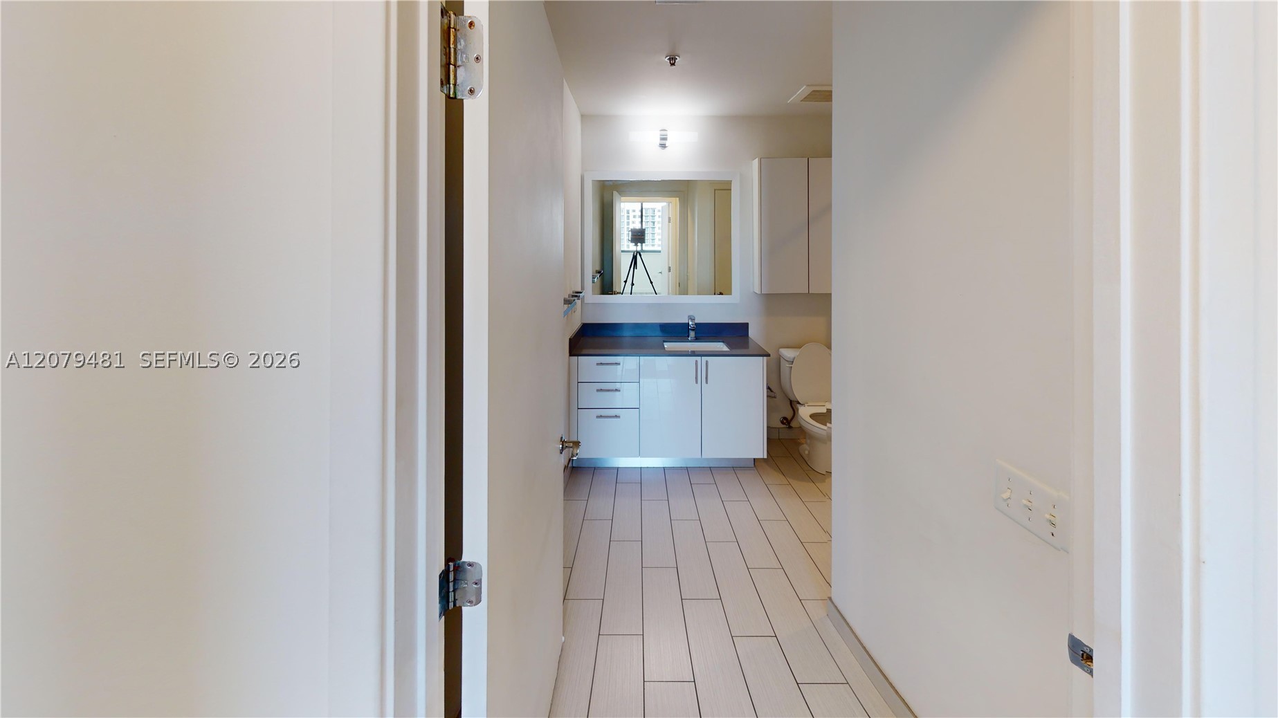 999 SW 1st Ave #2606, Miami FL 33130