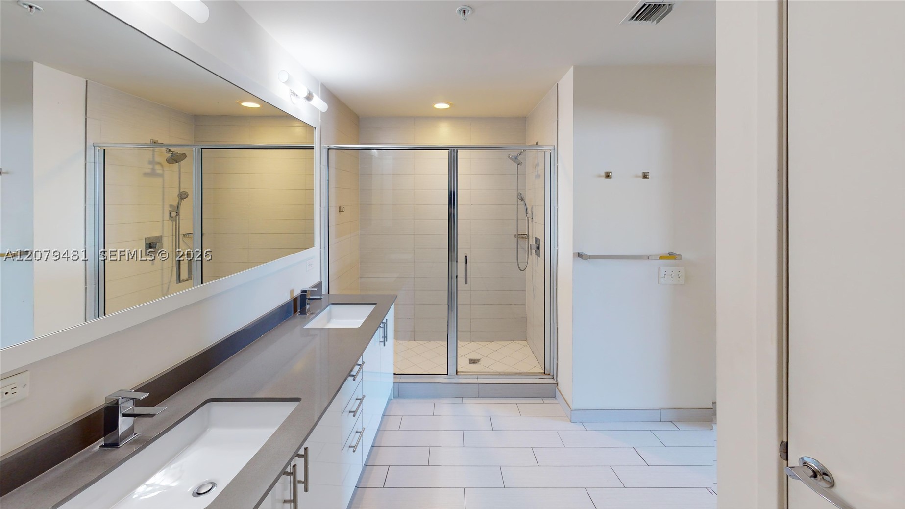 999 SW 1st Ave #2606, Miami FL 33130