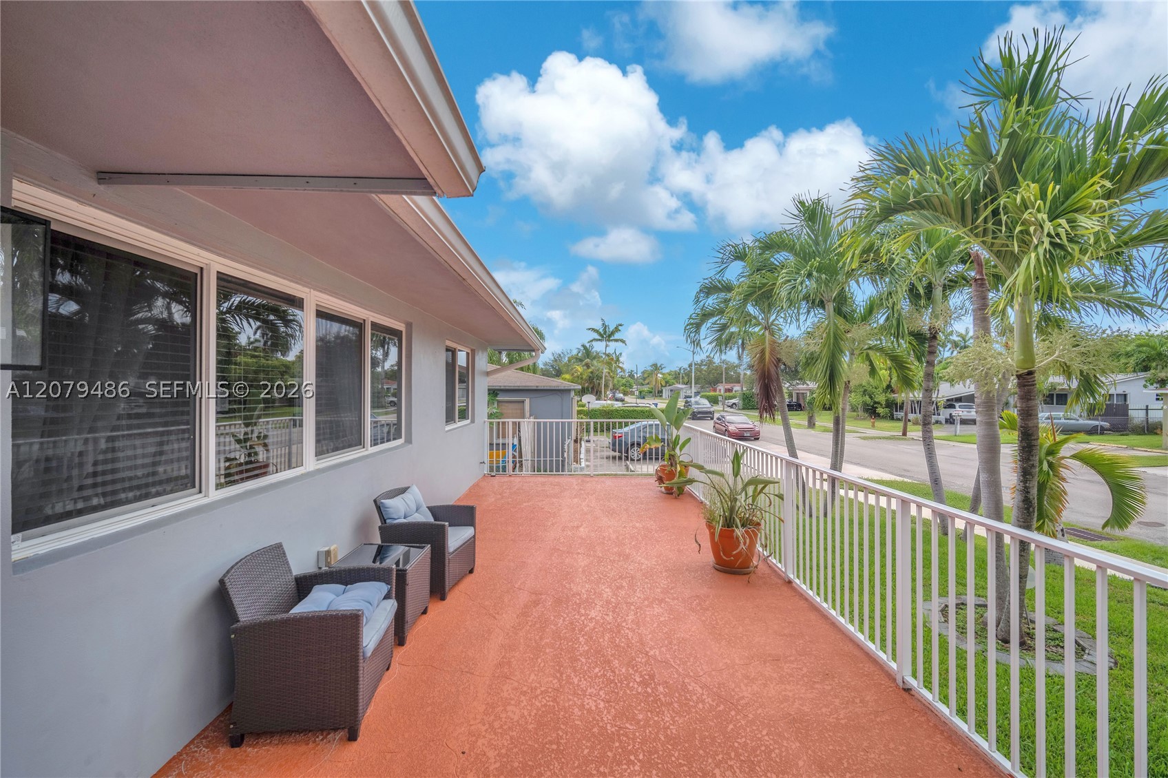 628 SW 4th St, Hallandale Beach FL 33009