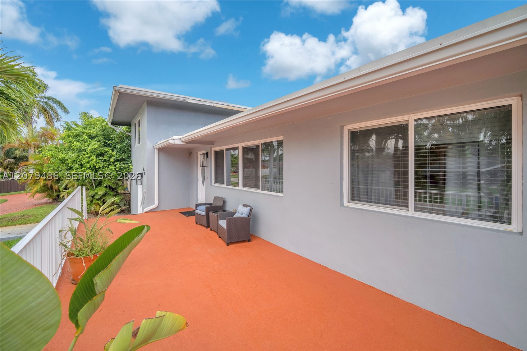 628 SW 4th St, Hallandale Beach FL 33009
