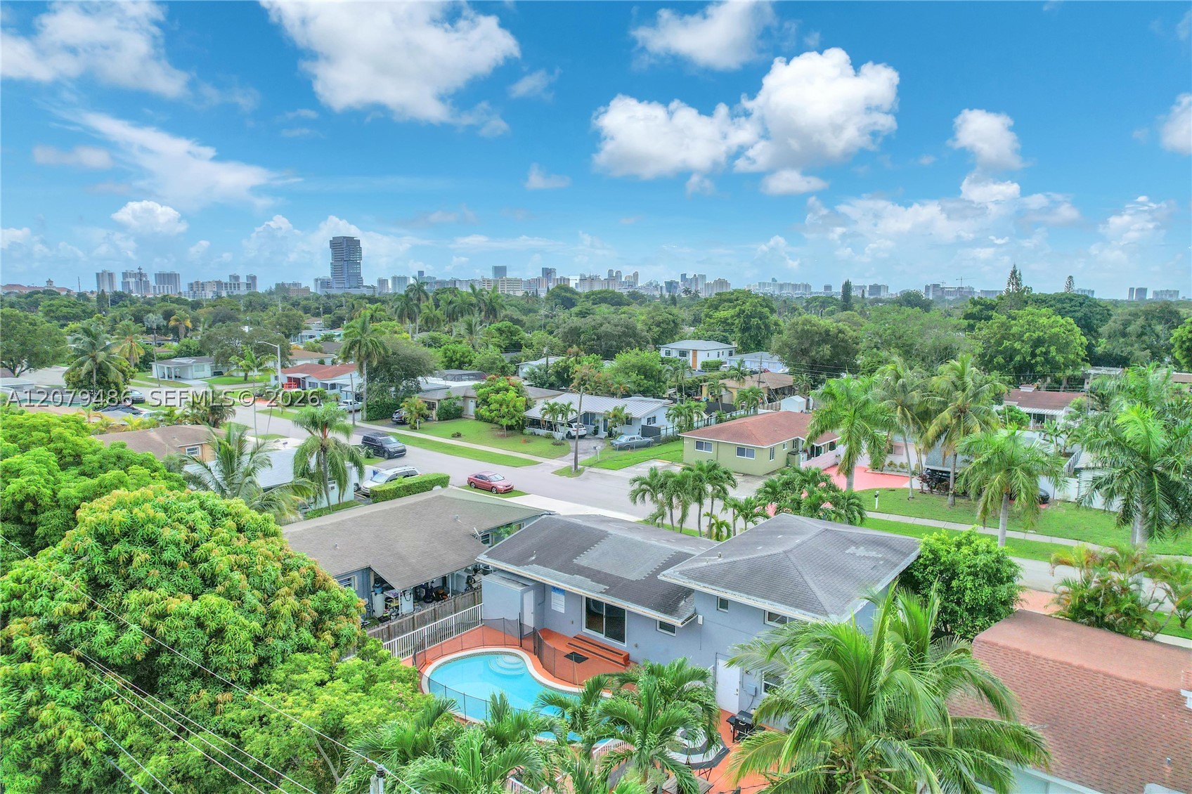 628 SW 4th St, Hallandale Beach FL 33009