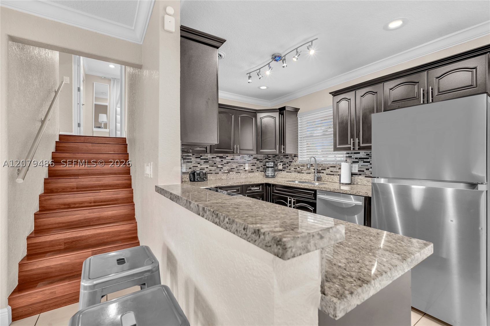 628 SW 4th St, Hallandale Beach FL 33009