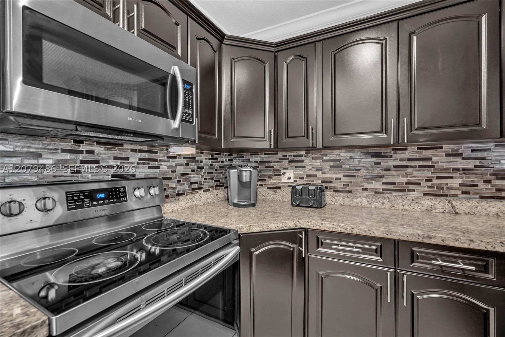 628 SW 4th St, Hallandale Beach FL 33009