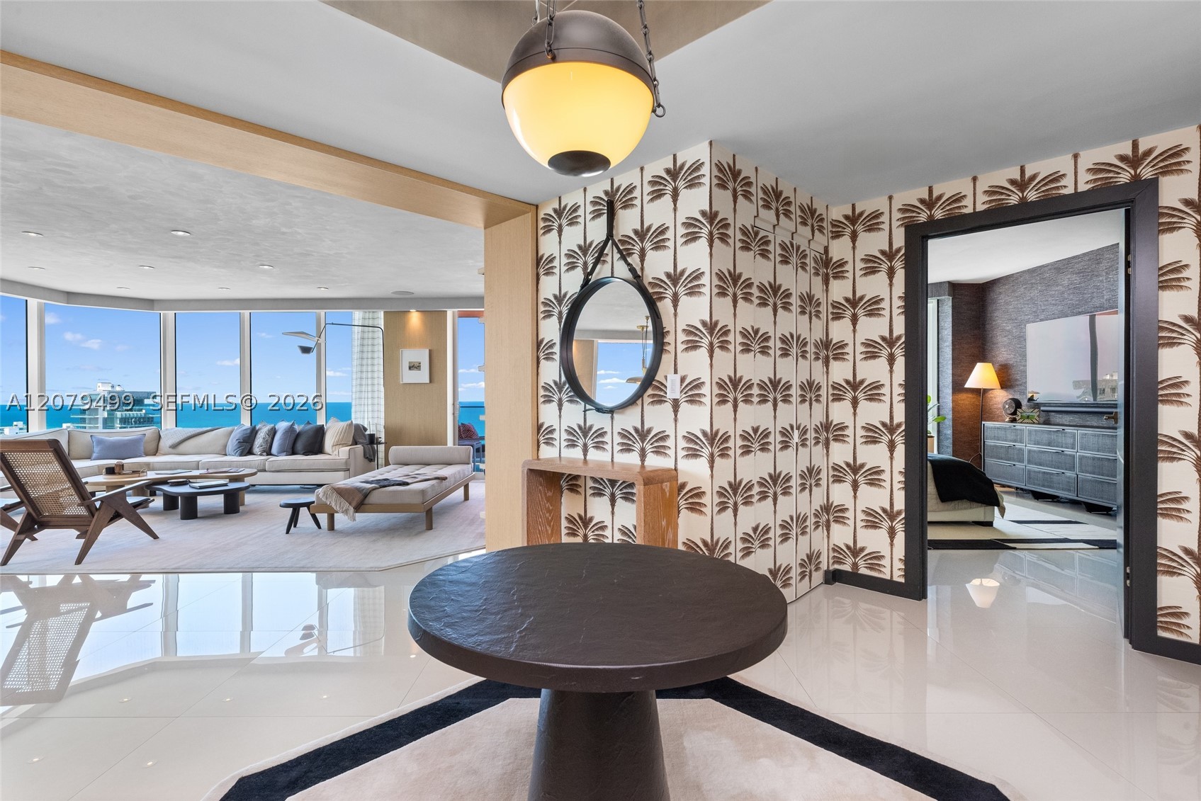 300 S Pointe Dr #2005, Miami Beach FL 33139