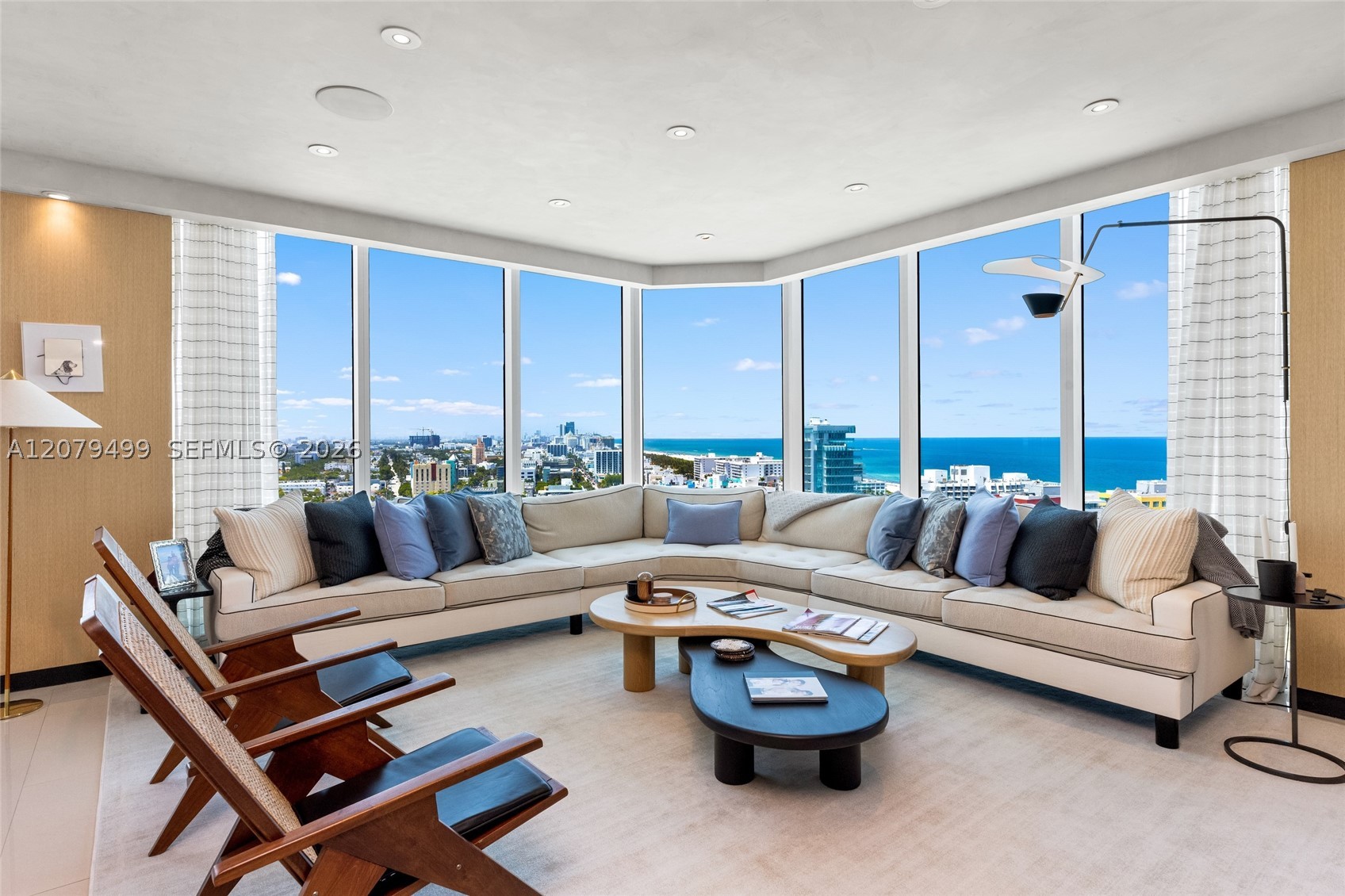 300 S Pointe Dr #2005, Miami Beach FL 33139