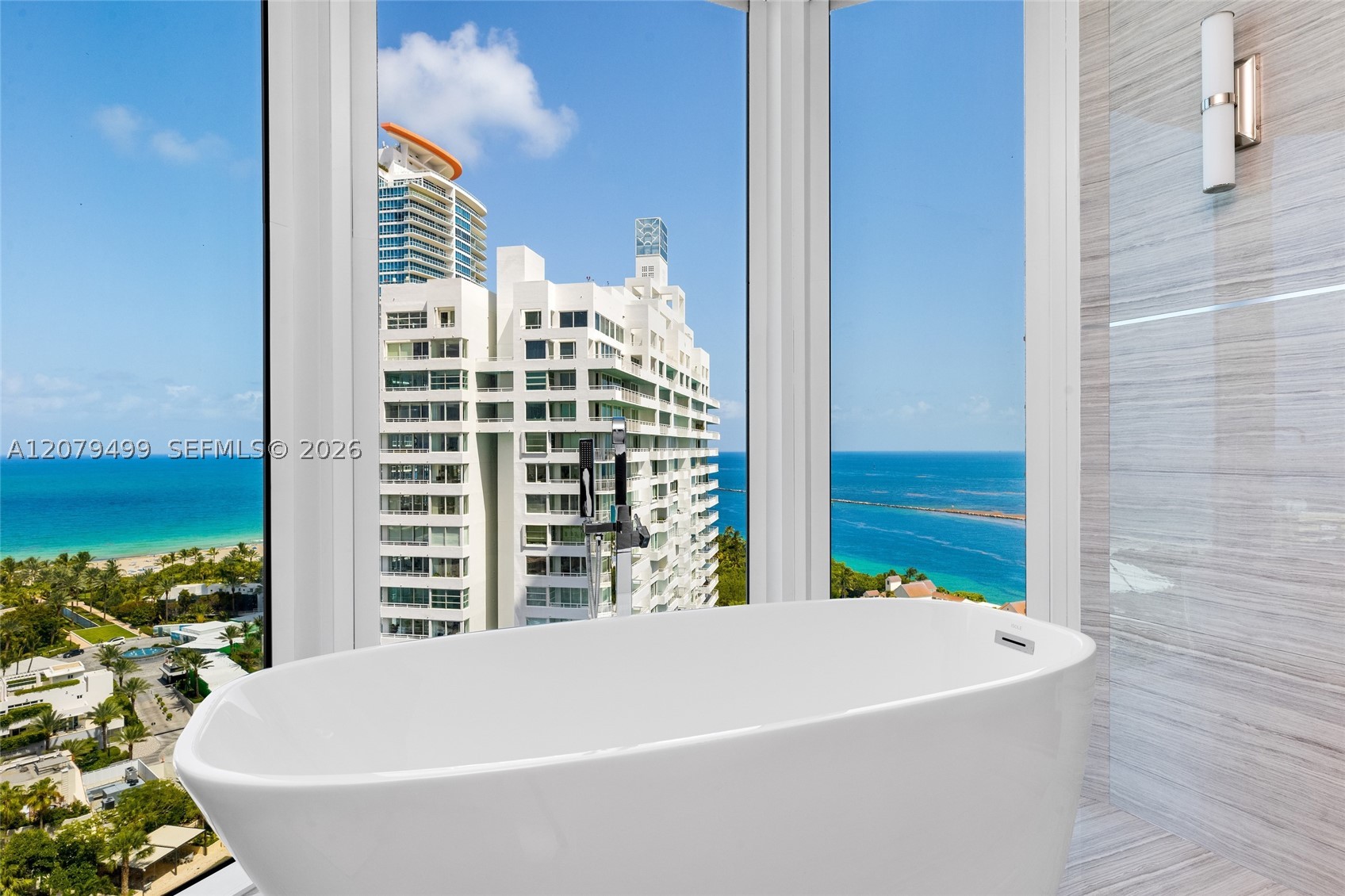 300 S Pointe Dr #2005, Miami Beach FL 33139