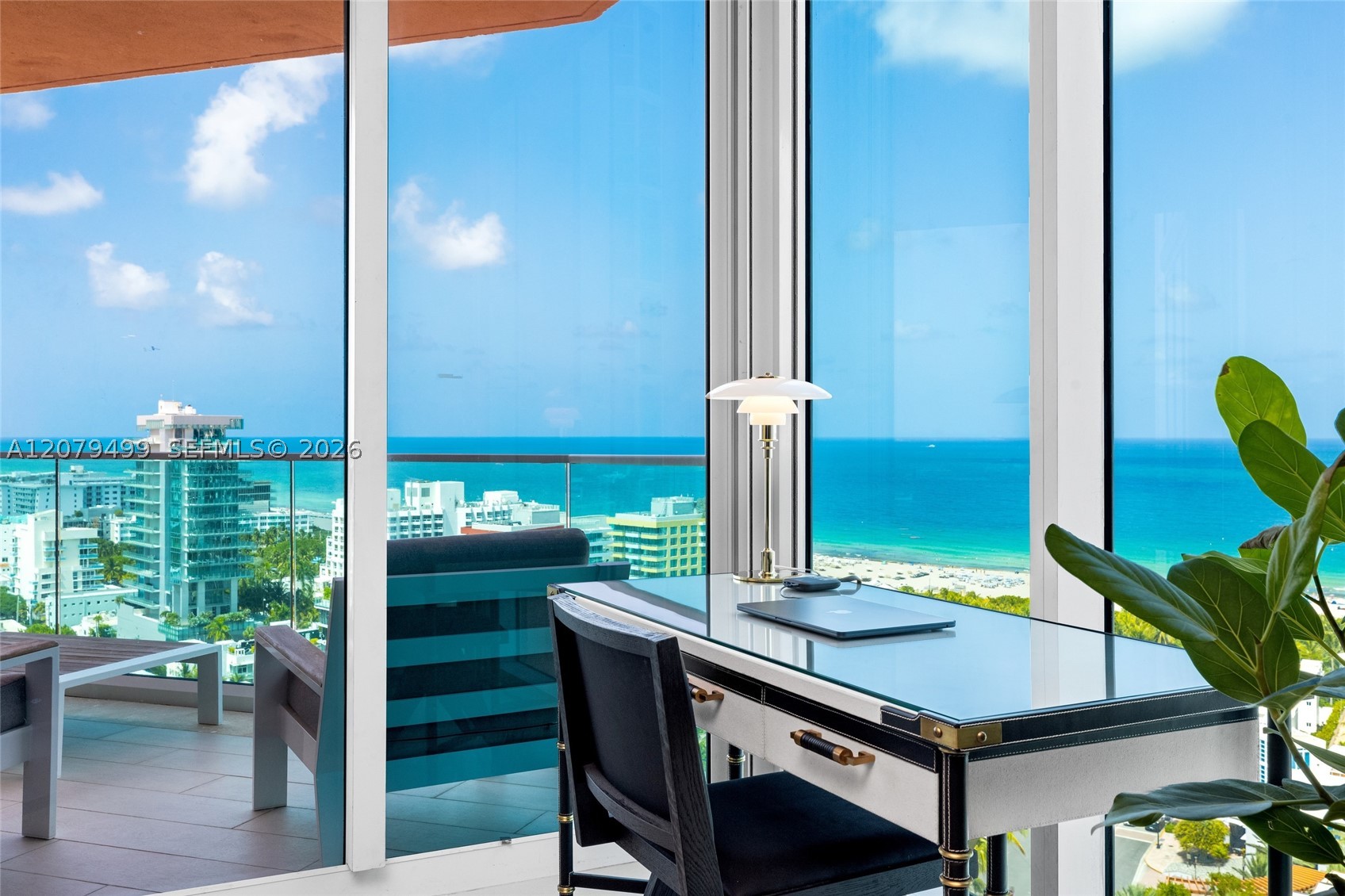300 S Pointe Dr #2005, Miami Beach FL 33139