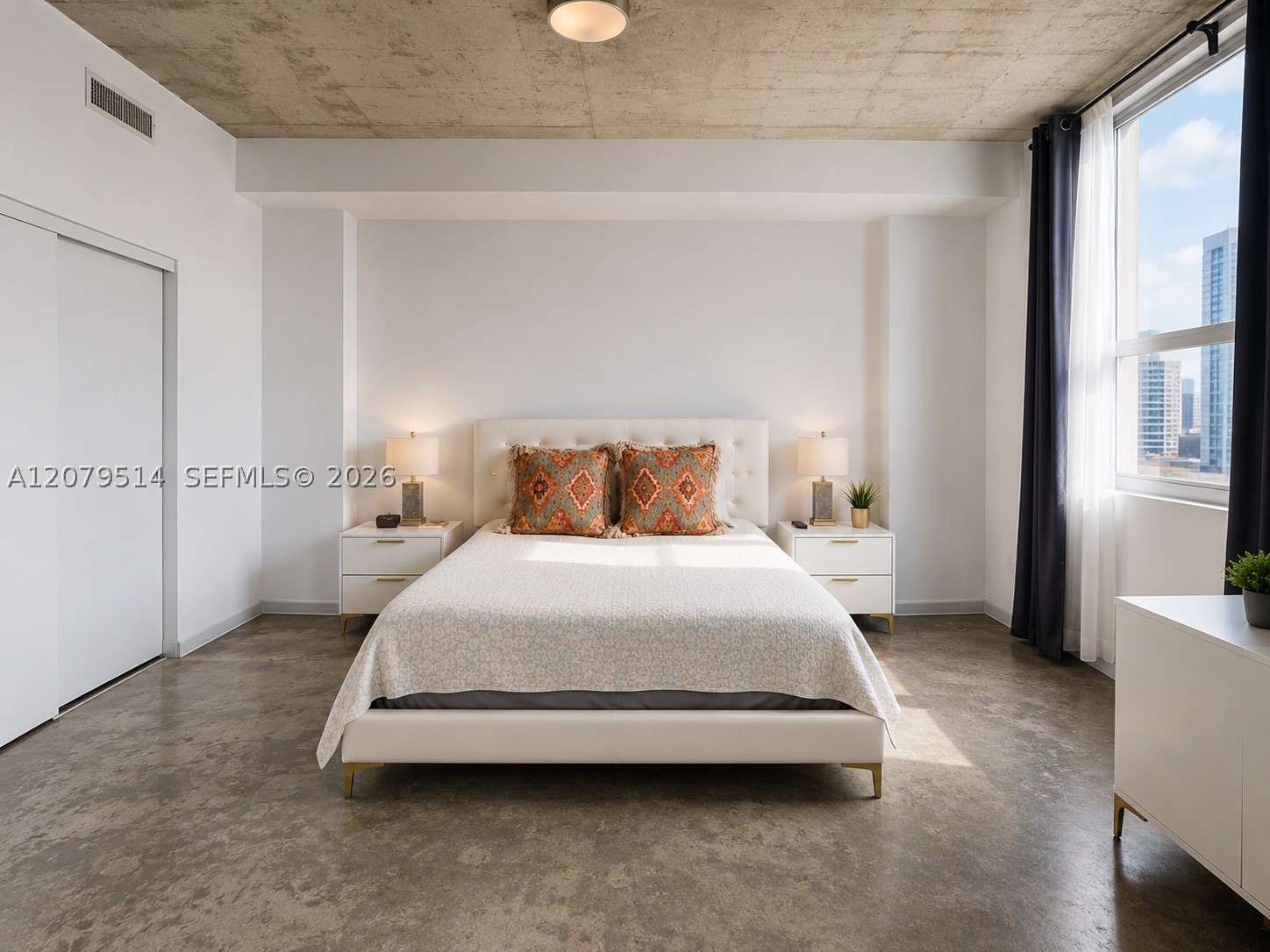 133 NE 2nd Ave #2113, Miami FL 33132