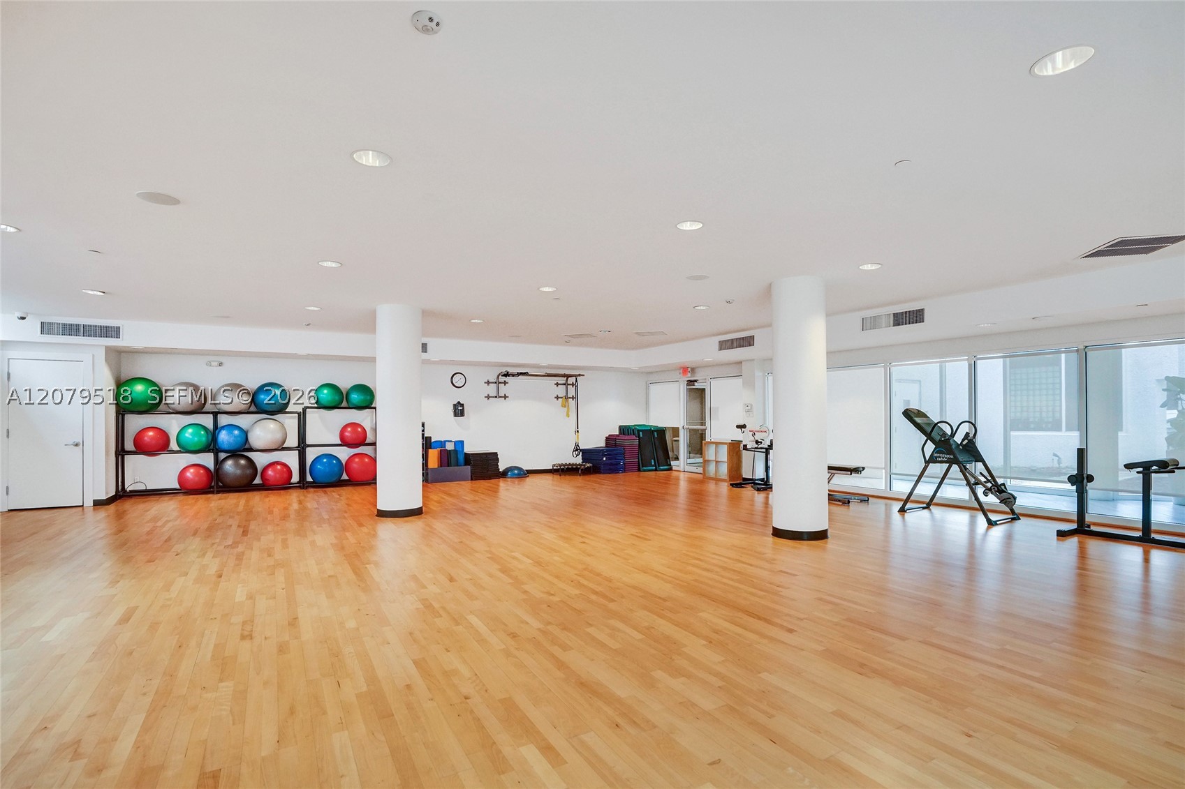 20281 E Country Club Dr #2314, Aventura FL 33180