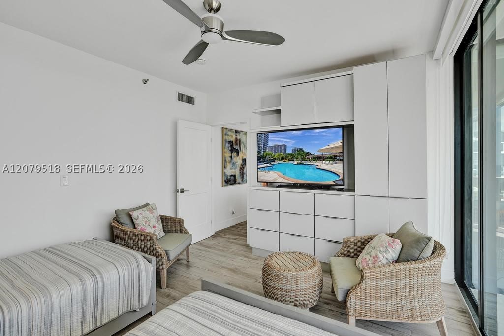 20281 E Country Club Dr #2314, Aventura FL 33180