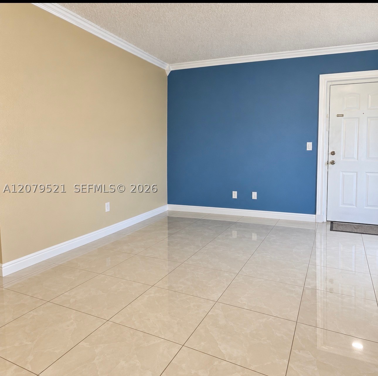 2138 SW 6th St #403, Miami FL 33135